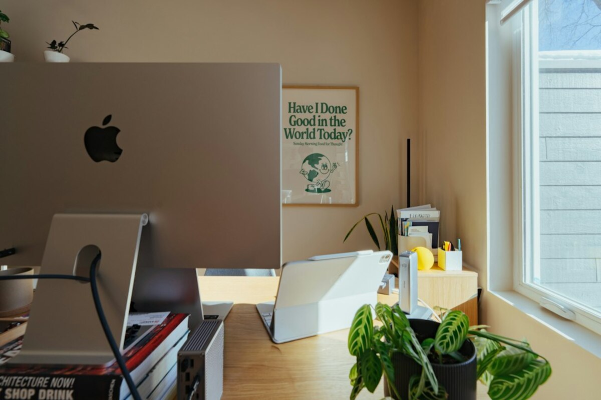 How to Do a “Digital Spring Cleaning” in One Afternoon (Without Deleting Your Memories)